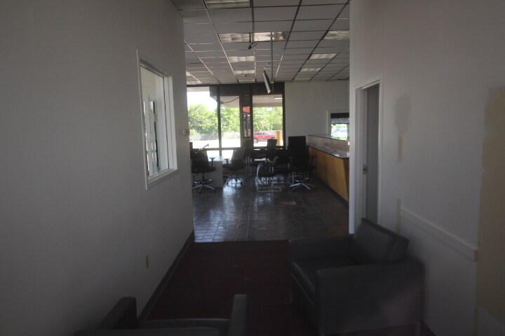 More Photos Of 440 Mount Pleasant St, New Bedford Bank For Lease