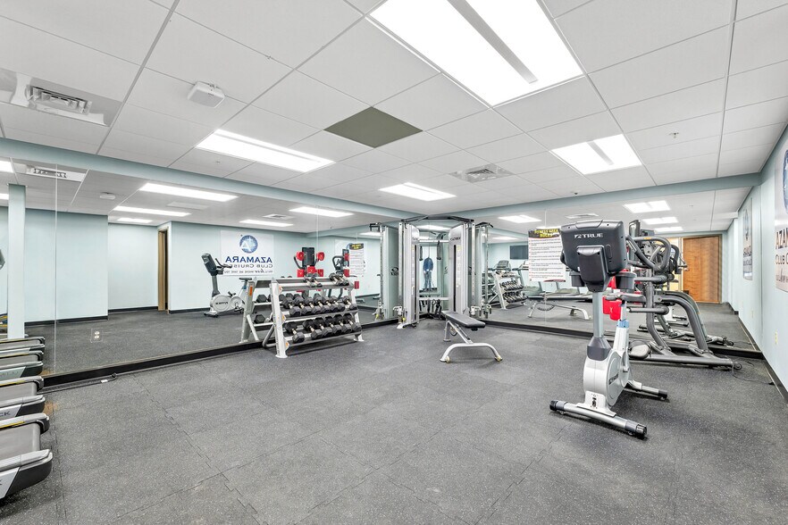 More Photos Of 81 Whittier Hwy, Moultonborough Office For Sale