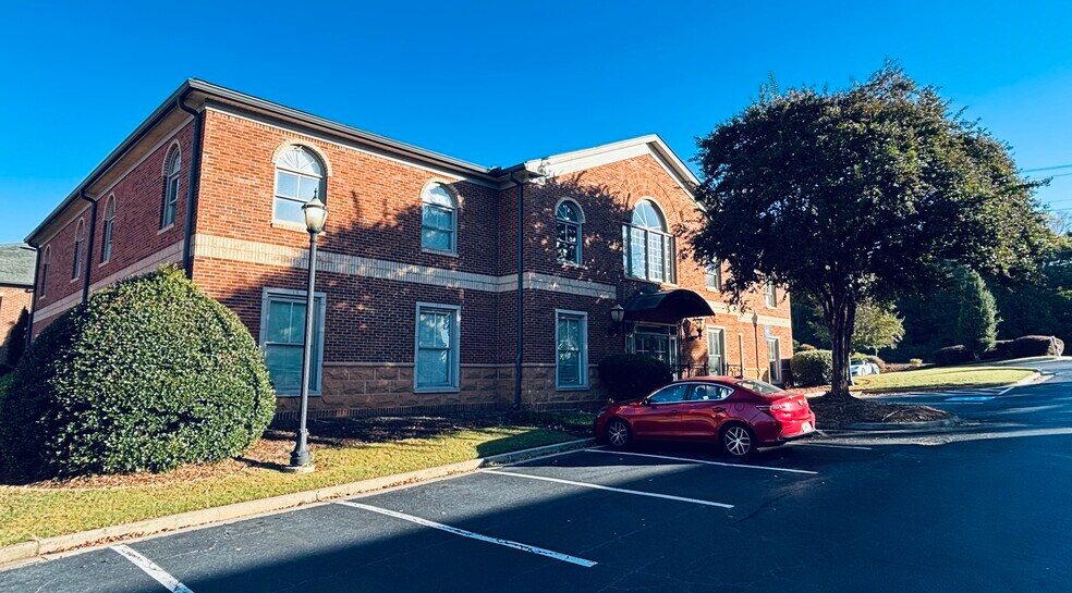 More Photos Of 4080 McGinnis Ferry Rd, Alpharetta Office For Sale