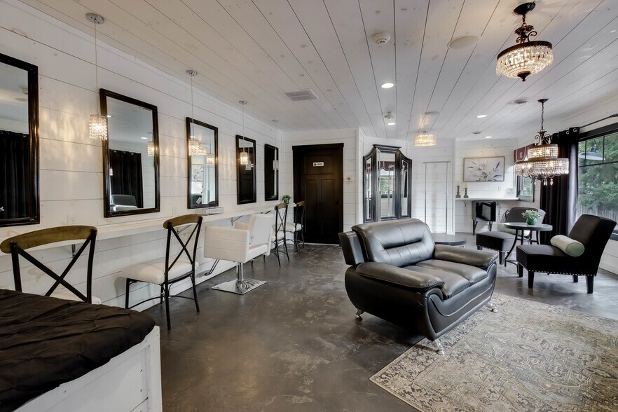 More Photos Of 646 Banks St, Chetek Specialty For Sale