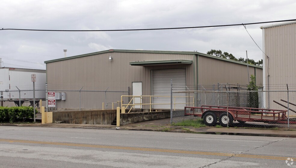 Primary Photo Of 206 N Shaver St, Pasadena Manufacturing For Lease