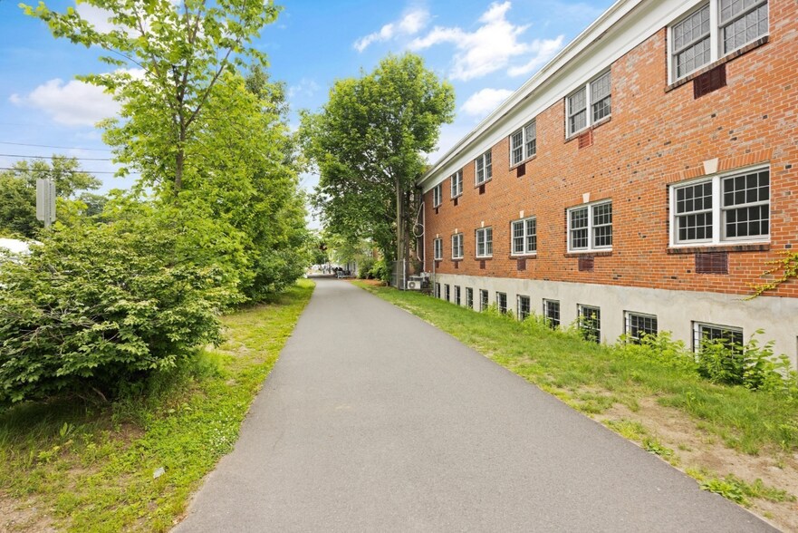 More Photos Of 9 Meriam St, Lexington Loft Creative Space For Sale