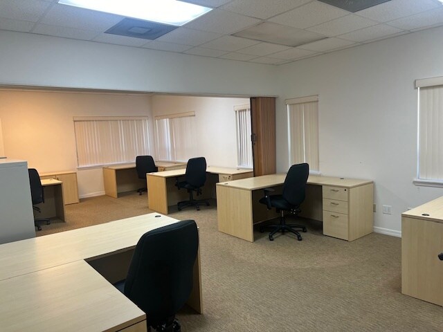 More Photos Of 12511 World Plaza Ln, Fort Myers Medical For Sale