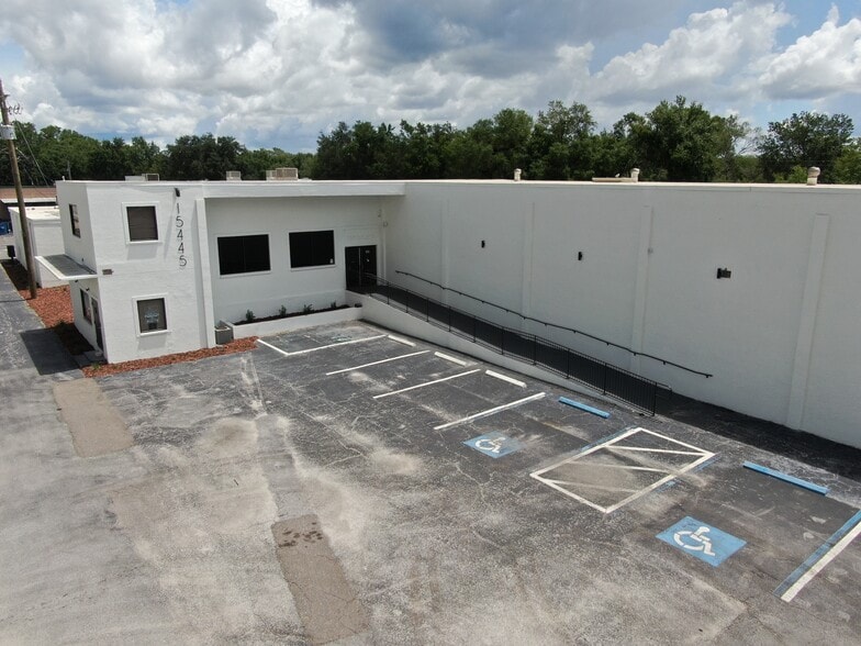 More Photos Of 15445 N Nebraska Ave, Lutz Warehouse For Lease