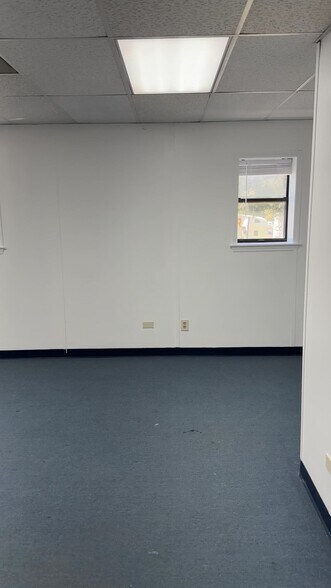 Primary Photo Of 1620 Dean Forest Rd, Savannah Flex For Lease