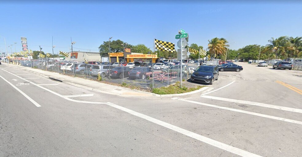 More Photos Of 9333 NW 27th Ave, Miami Auto Dealership For Sale