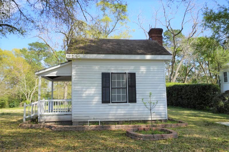 More Photos Of 668 N Main St, Jasper Storefront Retail Office For Sale