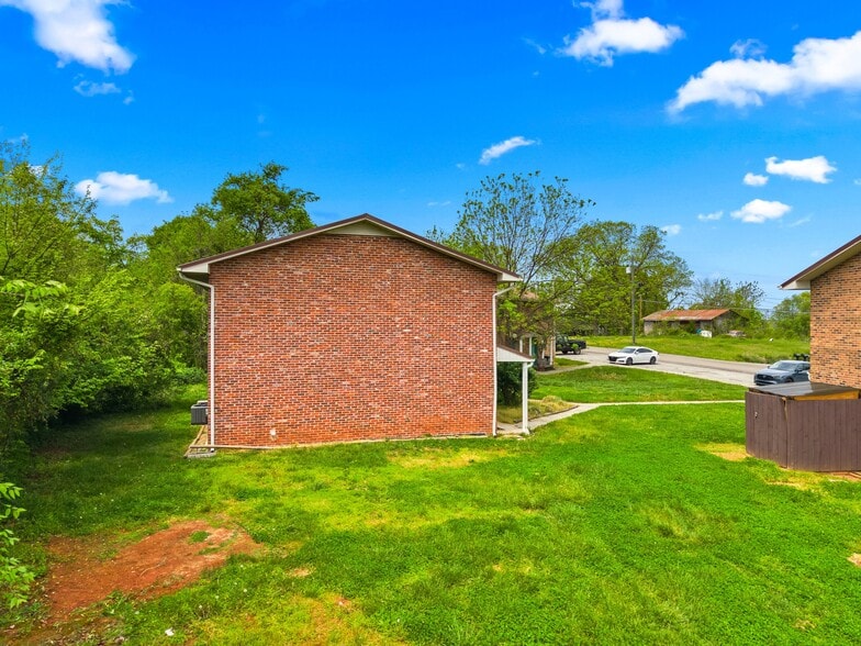 More Photos Of 3229 Blue Springs rd, Strawberry Plains Multifamily For Sale