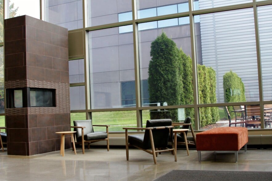 More Photos Of 1015 39th Ave SE, Puyallup Unknown For Lease