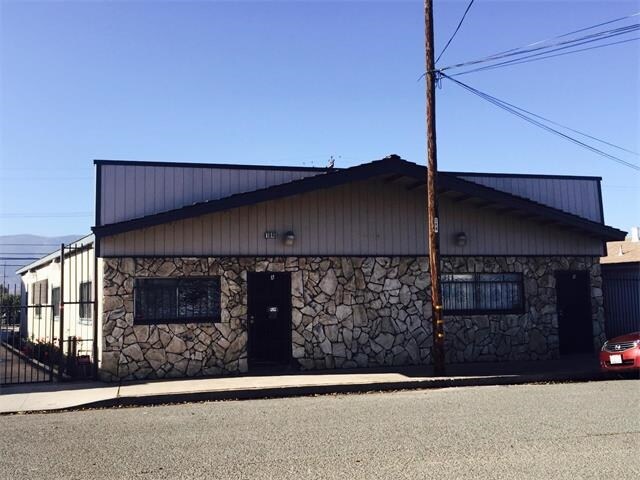 More Photos Of 1040 State St, Soledad Freestanding For Lease
