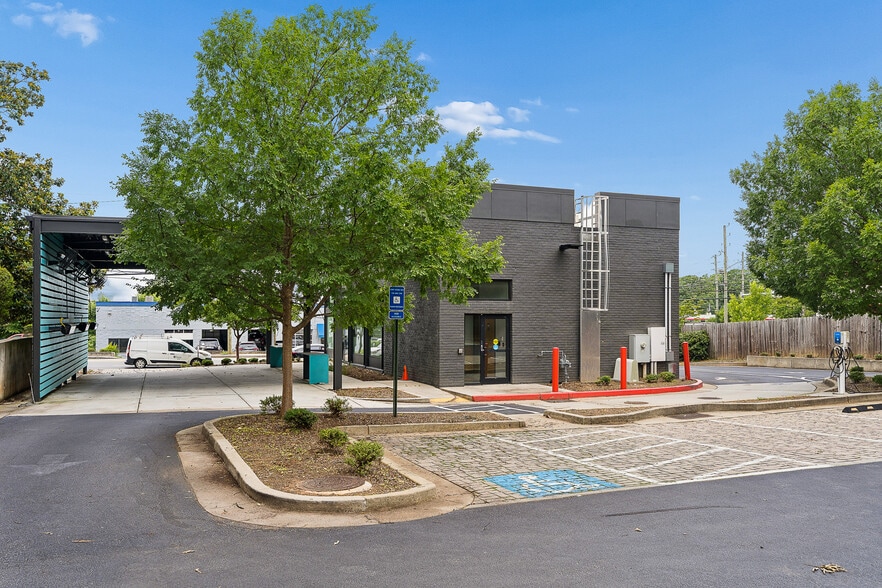 More Photos Of 1605 Howell Mill Rd NW, Atlanta Storefront Retail Office For Sale