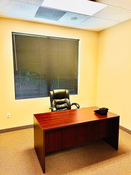 More Photos Of 9180 Estero Park Commons Blvd, Estero Medical For Sale