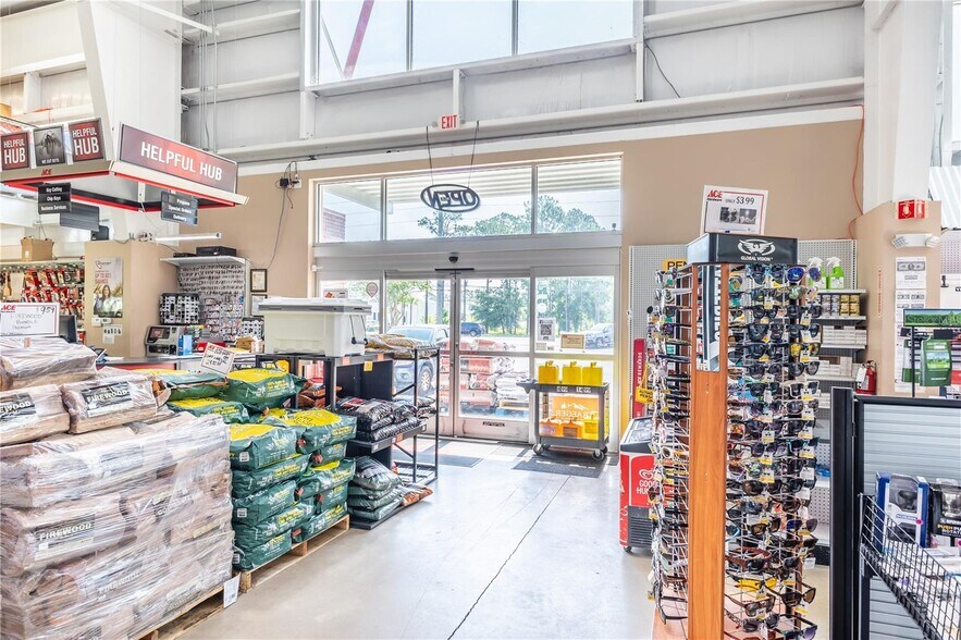 More Photos Of 11768 Narcoossee Rd, Orlando Freestanding For Lease