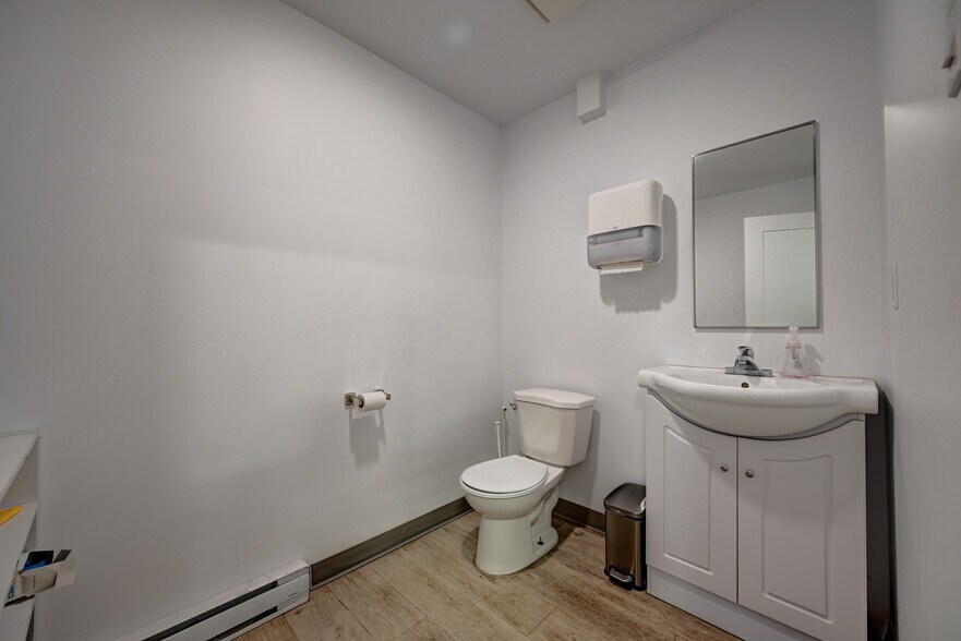 More Photos Of 3055 Rue Tebbutt, Trois-Rivières Industrial For Lease