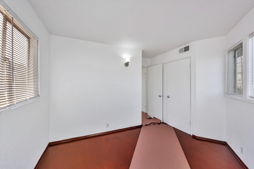 More Photos Of 6033 Foothill Blvd, Oakland Apartments For Sale