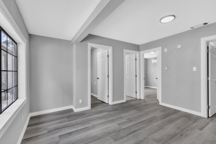 More Photos Of 1006 Lochbrae Rd, Sacramento Assisted Living For Sale