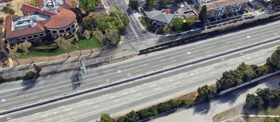 More Photos Of 299 Fairchild Dr, Mountain View Light Distribution For Lease