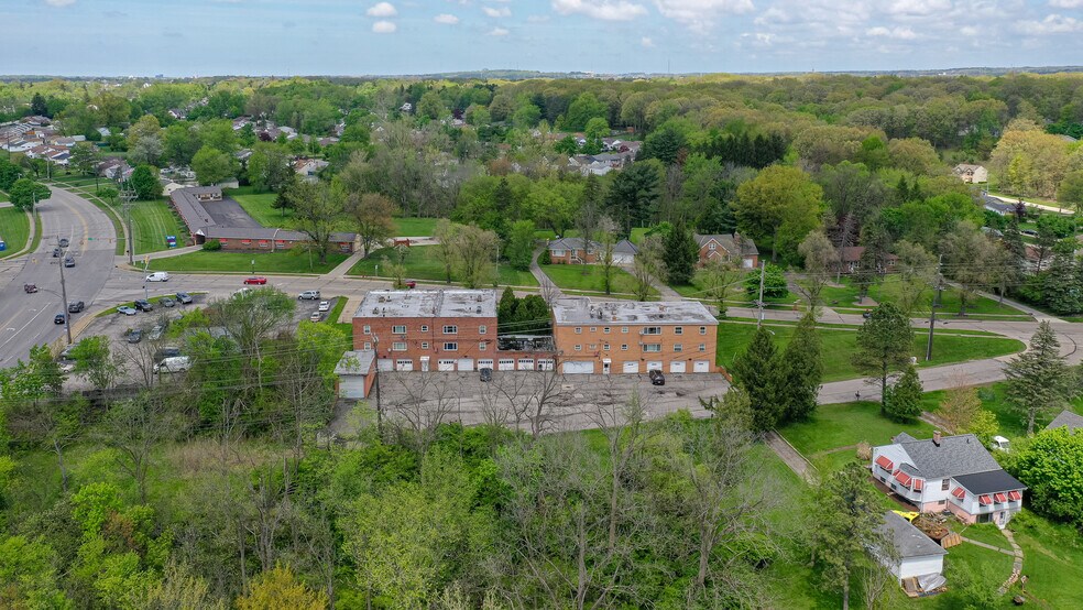 More Photos Of 200-204 Solon Rd, Bedford Apartments For Sale