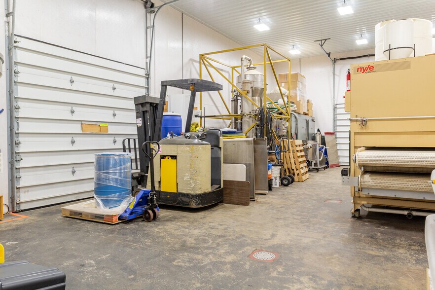 More Photos Of 1487 Main Street, Oxford Industrial For Sale