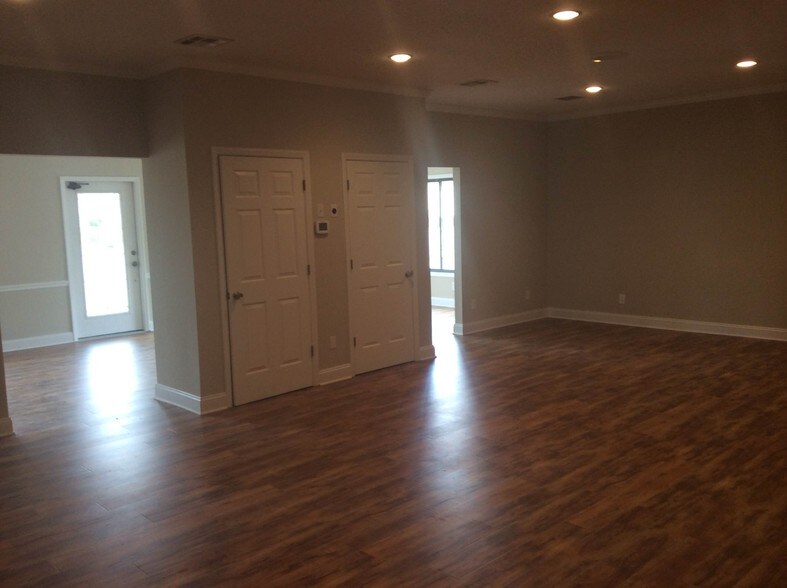 More Photos Of 3302 S New Hope Rd, Gastonia Office Residential For Lease