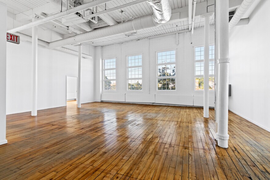 More Photos Of 114 Boston Post Rd, West Haven Medical For Lease