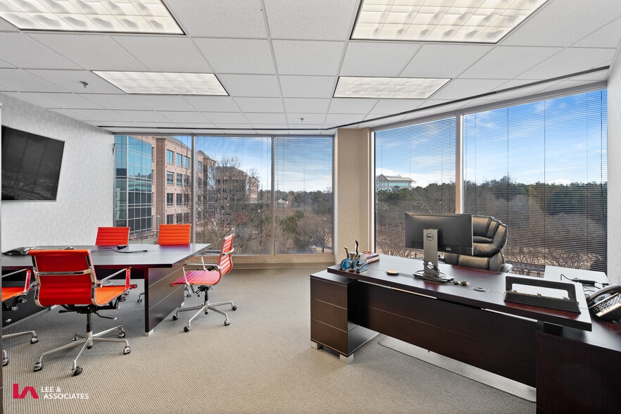 More Photos Of 2200 Lake Blvd NE, Atlanta Office For Sale