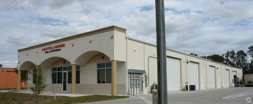 More Photos Of 17041 Alico Commerce Ct, Fort Myers Light Manufacturing For Sale