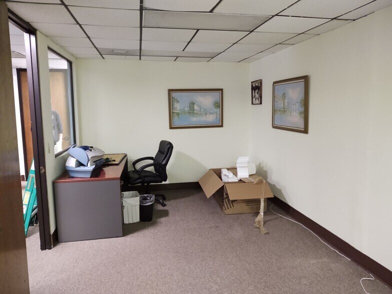 More Photos Of 785 W Granada Blvd, Ormond Beach Office For Lease