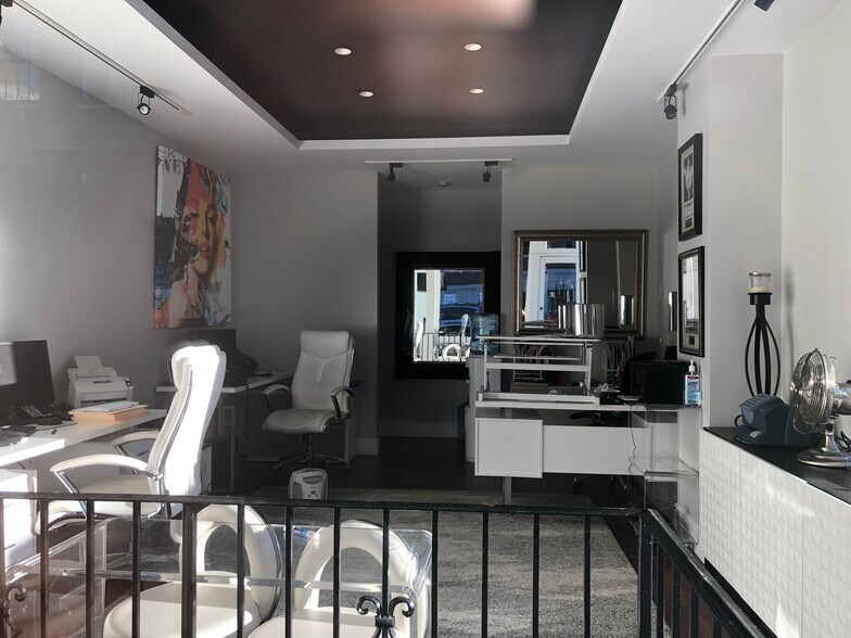 More Photos Of 149 North St, Boston Storefront Retail Residential For Lease