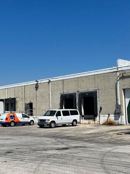 More Photos Of 9009 N 51st St, Brown Deer Manufacturing For Sale