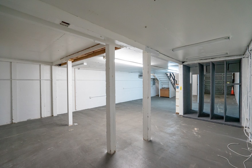 More Photos Of 363-367 NE 61st St, Miami Loft Creative Space For Lease