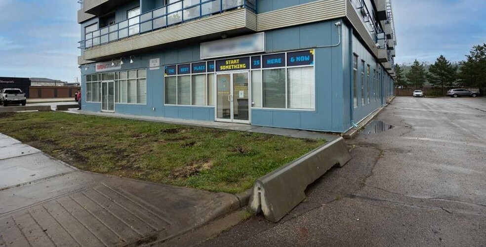 Primary Photo Of 8026 Franklin Av, Fort McMurray Office For Sale