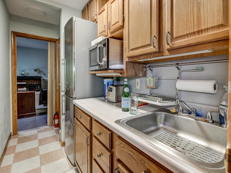 More Photos Of 4 Lincoln Rd, South Fallsburg Office For Sale