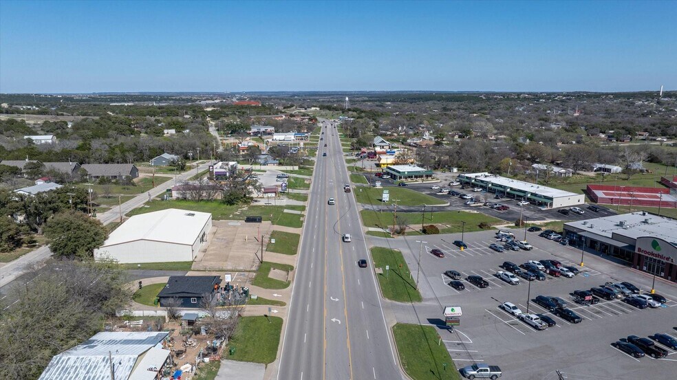 More Photos Of 608 SW Big Bend Trl, Glen Rose Restaurant For Sale