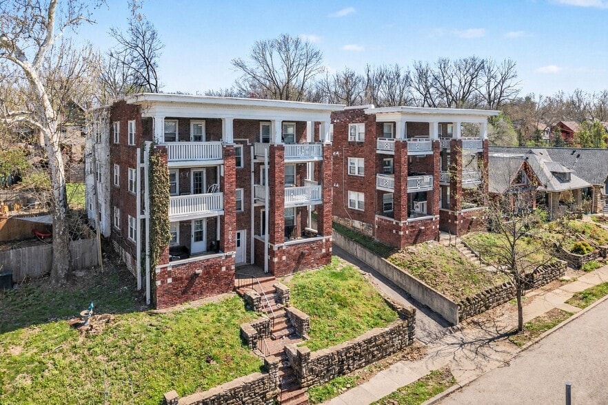 More Photos Of 4009-4015 Charlotte St, Kansas City Apartments For Sale