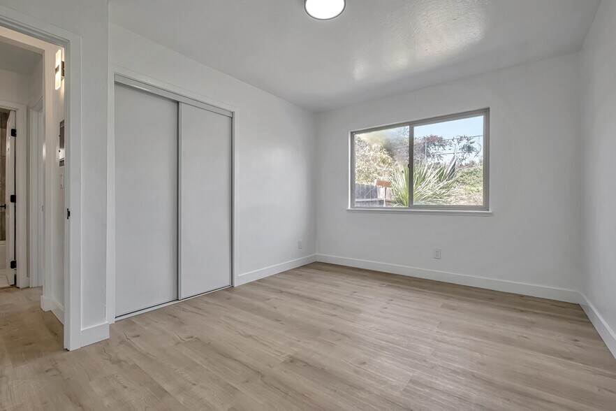 More Photos Of 344 Pennsylvania Dr, Watsonville Apartments For Sale