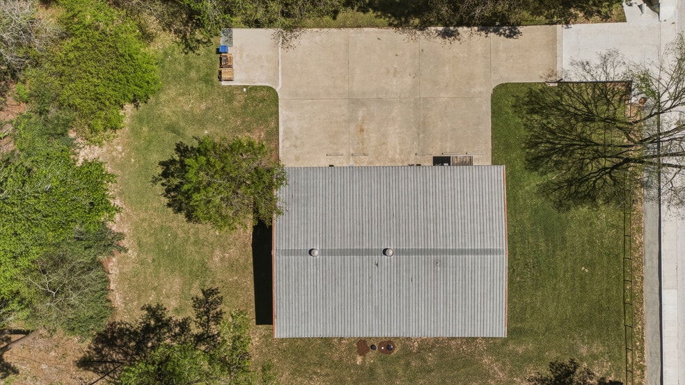 More Photos Of 32402 Tamina Rd, Magnolia Warehouse For Sale