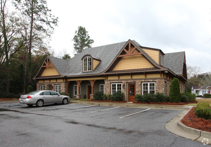 More Photos Of 3625 Vineville Ave, Macon-Bibb Office For Lease