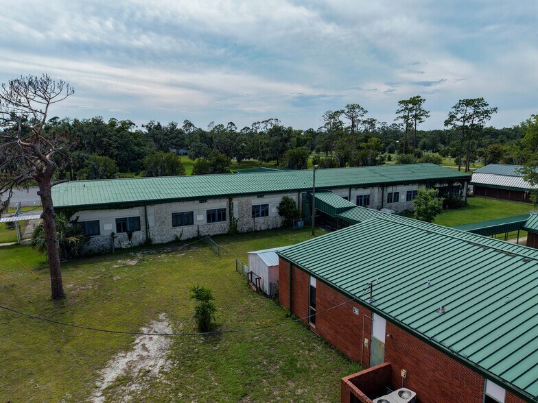 More Photos Of 502 N Center St, Perry Schools For Sale