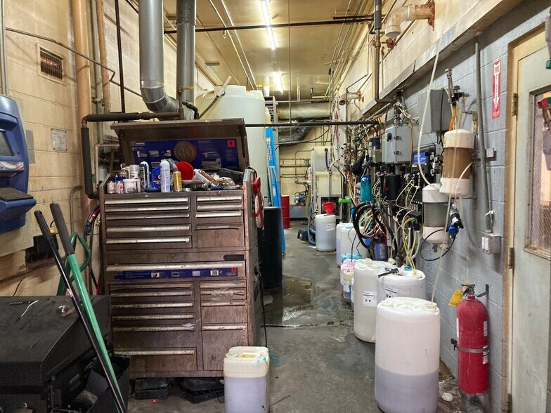 More Photos Of 3245 Park Ave, Paducah Carwash For Sale