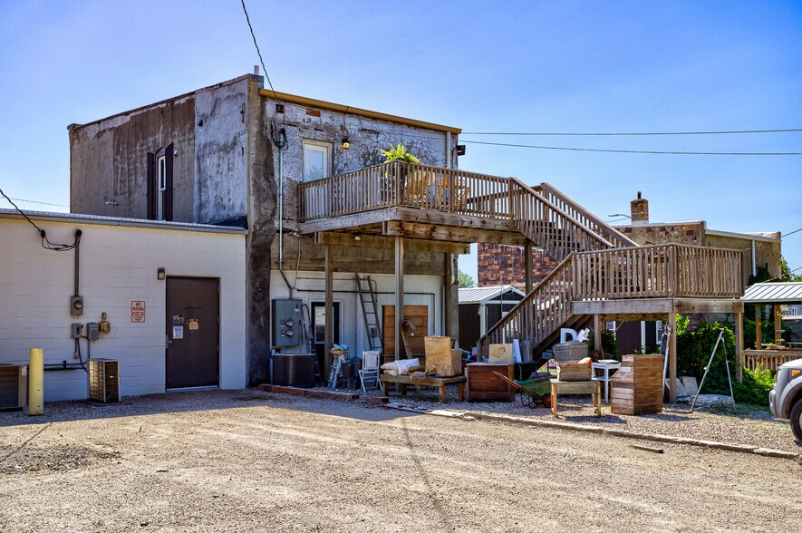 More Photos Of 611 Main St, Jewell Storefront Retail Residential For Sale