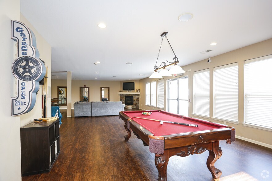 More Photos Of 630 NW Yennie St, Grain Valley Apartments For Lease