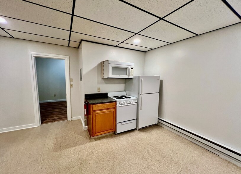 More Photos Of 18 W Bridge St, Oswego Storefront Retail Residential For Sale