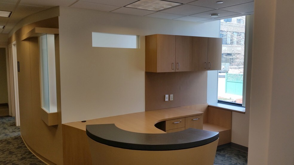 More Photos Of Mediplex Of Concord, Concord Rehabilitation Center For Lease