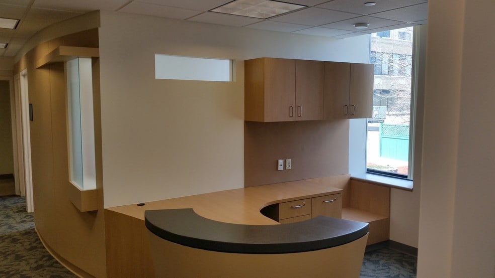 More Photos Of Mediplex Of Concord, Concord Rehabilitation Center For Lease