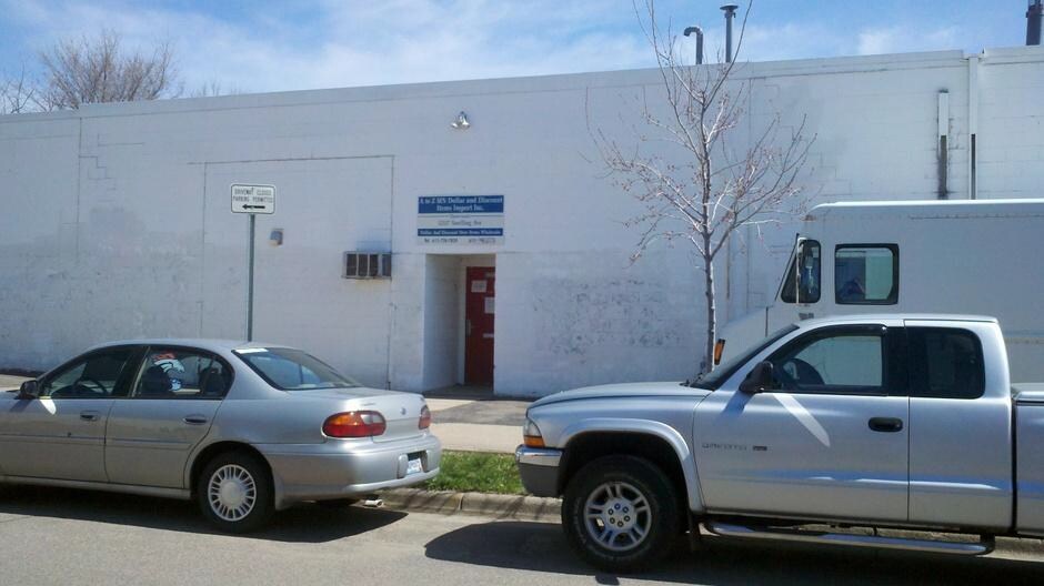 More Photos Of 3233-3243 Snelling Ave, Minneapolis Manufacturing For Lease