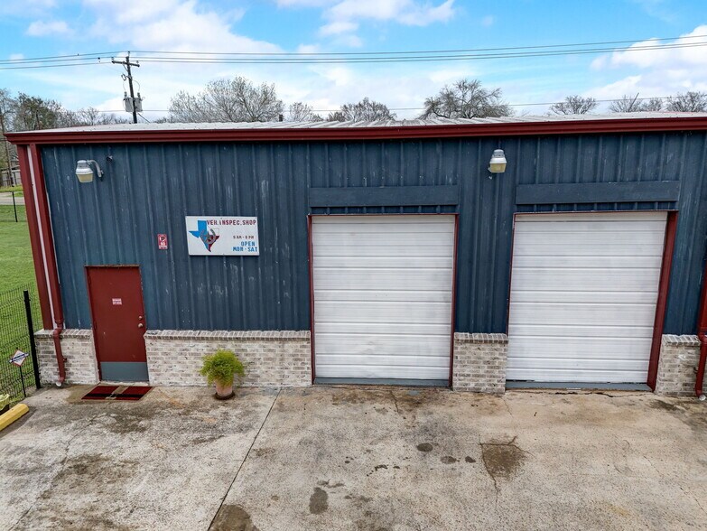 More Photos Of 6034 Brookside Rd, Pearland Carwash For Sale