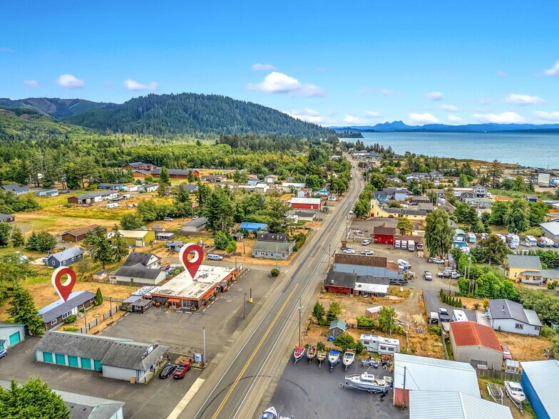 More Photos Of 780 US-101, Chinook Restaurant For Sale