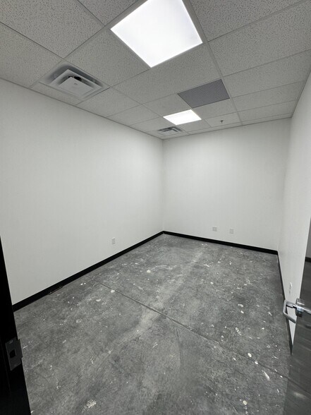 More Photos Of 233181 Rge Rd 283, Rocky View No 44 Unknown For Lease