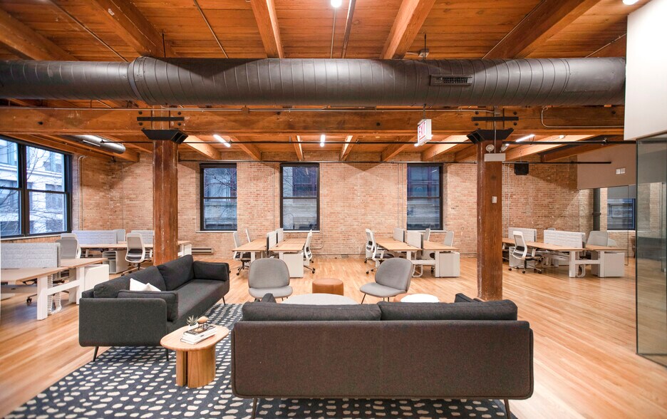 More Photos Of 901 W Jackson Blvd, Chicago Loft Creative Space For Lease